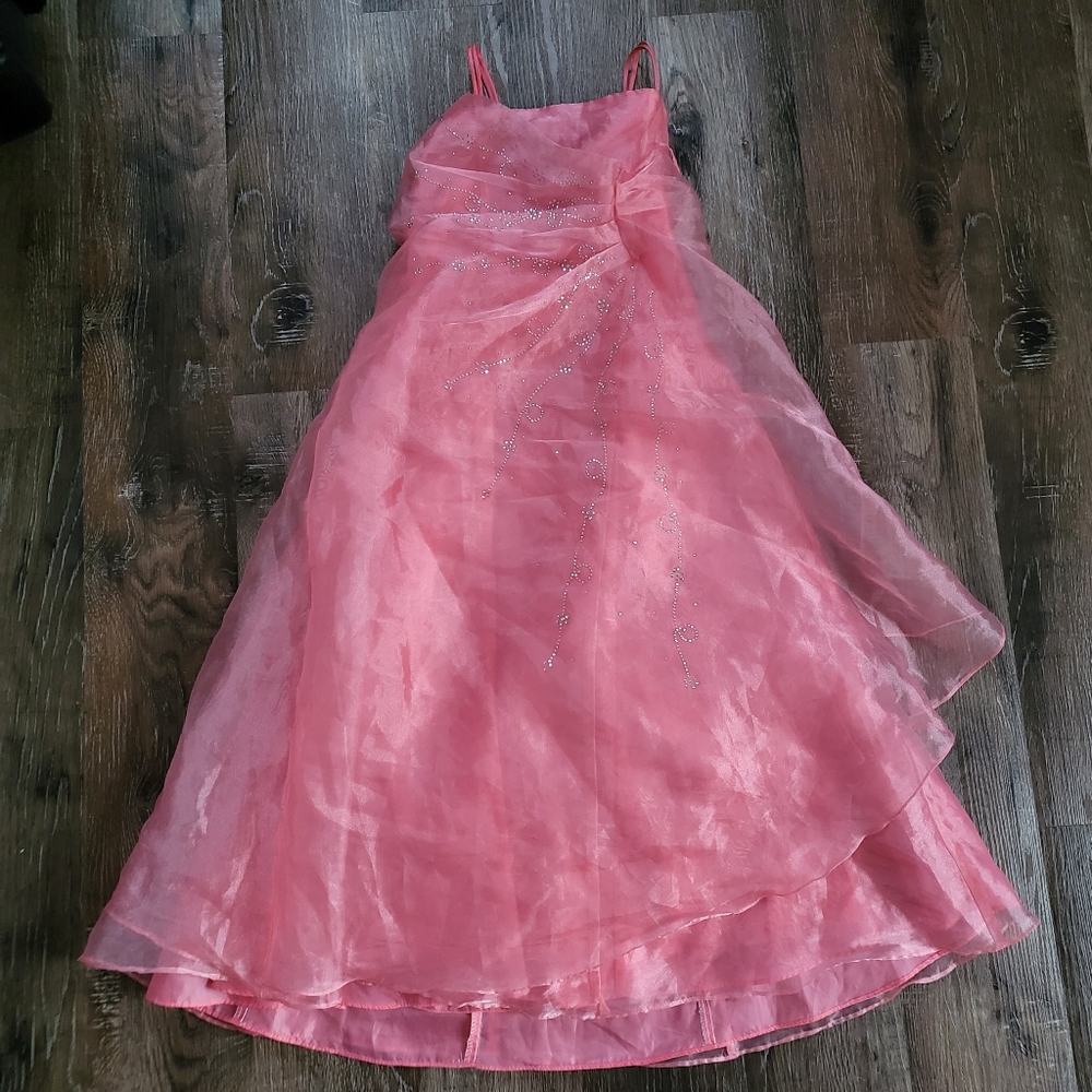 🌷🩵Pink rhinestoned dress🎀